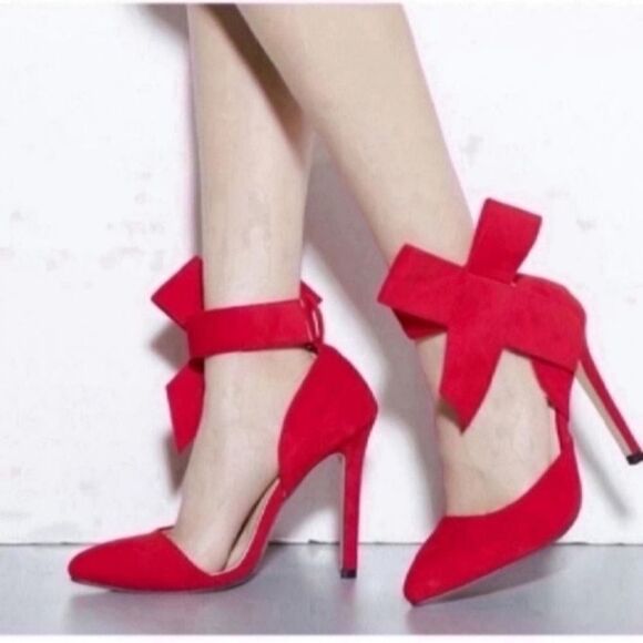 Red High Heel with Bow Accent Size 6 - Picture 1 of 13